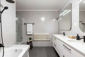 Property thumbnail 11