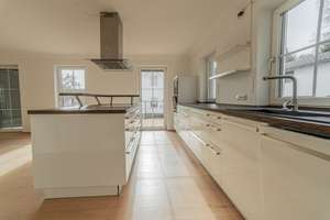 Wunderschöne Villa mit Einliegerwohnung – Die vollständige Adresse der Immobilie erhältst du vom Anbieter., 85614 Kirchseeon – Vorschaubild 12