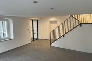 Neuwertiges 8-Zimmer Einfamilienhaus in Konnersreuth mit 200 m² Wfl. – Winkl 1, 95692 Konnersreuth – Vorschaubild 5