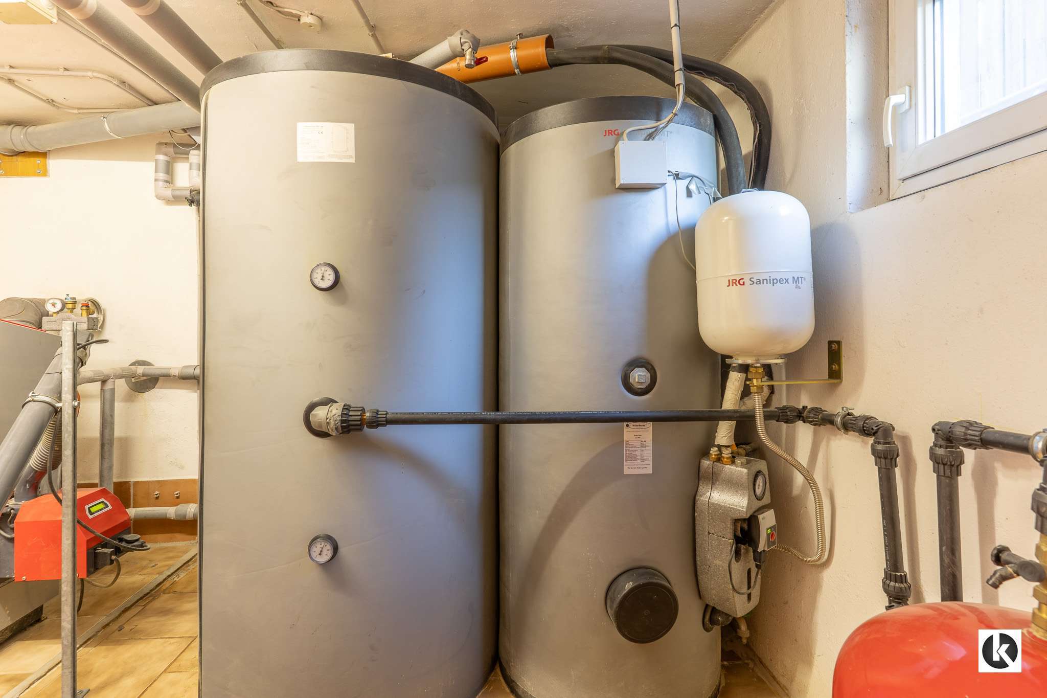 Immobilie in Neuburg an der Donau - Wohnhaus mit drei Einheiten und großem Grundstück in Bittenbrunn - Bild 0