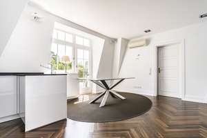 NEU *Paul & Partner* EXKLUSIVE PENTHOUSE-MAISONETTE! MÖBLIERT MIT KLIMA, EBK & 3X BALKONEN ! – Die vollständige Adresse der Immobilie erhältst du vom Anbieter., 65203 Biebrich, Wiesbaden – Vorschaubild 24