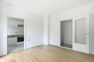 WG-Zimmer mit Balkon in Essen-Huttrop – Die vollständige Adresse der Immobilie erhältst du vom Anbieter., 45138 Huttrop, Essen – Vorschaubild 4