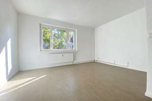 Ruhig wohnen mit schönem Blick in den grünen Innenhof – Fritz-Kirsch-Zeile 24, 12459 Oberschöneweide, Berlin – Vorschaubild 5