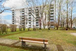 Attraktive 3-Zimmer-Wohnung mit Loggia, TG-Stellplatz und modernem Wohnkomfort in Bestlage – Die vollständige Adresse der Immobilie erhältst du vom Anbieter., 80687 Friedenheim, München – Vorschaubild 12