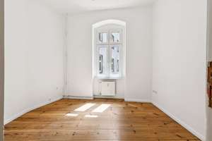 Modernisierte Altbauwohnung mit Aufzug – bezugsfrei in begehrter Friedrichshainer Lage – Die vollständige Adresse der Immobilie erhältst du vom Anbieter., 10245 Friedrichshain, Berlin – Vorschaubild 4