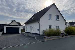 Gepflegtes Einfamilienhaus in kinderfreundlicher Umgebung  – Bamberg (Kreis) – Vorschaubild 1