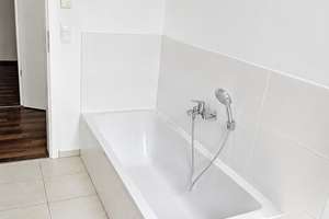 Modern wohnen in Dietfurt/Töging – helle 3-Zimmer-Wohnung mit Balkon und Aufzug – Die vollständige Adresse der Immobilie erhältst du vom Anbieter., 92345 Dietfurt an der Altmühl – Vorschaubild 9