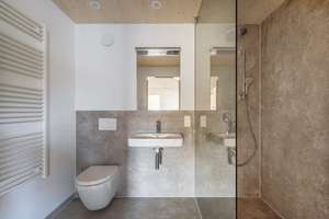 AIGNER - Exklusives Architektenhaus: Stilvolles Interieur trifft auf nachhaltiges Wohnen – Die vollständige Adresse der Immobilie erhältst du vom Anbieter., 82069 Schäftlarn – Vorschaubild 3