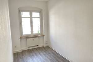 Kompakte 4-Zimmer-Wohnung mit Balkon – 39108 Stadtfeld Ost, Magdeburg – Vorschaubild 4