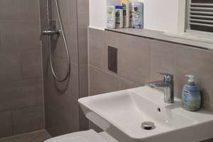 Property thumbnail 7