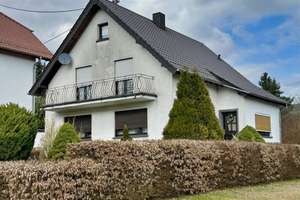 Ein-/Zweifamilienhaus in Nonnweiler – Die vollständige Adresse der Immobilie erhältst du vom Anbieter., 66620 Nonnweiler – Vorschaubild 1