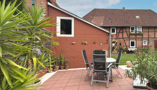 Bild von Ein Haus mit Herz:  Fachwerkcharme und Raum für Familien