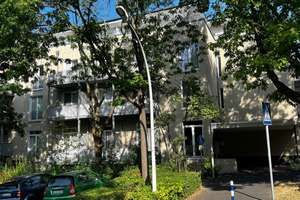 1 Zimmer Wohnung mit Balkon