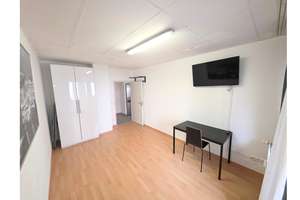 Weststadt: 2-Zi + TG | Technisch modernisiert | Balkon | EBK | FREI | WG geeignet – Lessingstr. 64, 76135 Weststadt, Karlsruhe – Vorschaubild 1