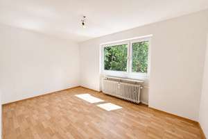 AIGNER - Lichtdurchflutete 2,5-Zimmerwohnung in ruhiger Lage Obermenzings – Die vollständige Adresse der Immobilie erhältst du vom Anbieter., 81247 Obermenzing, München – Vorschaubild 4