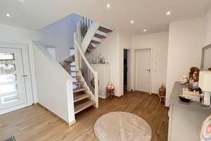 Freistehendes Einfamilienhaus mit Landhauscharme und Luxus - Effizienzhaus KFW40, 180 m2 Wohnfläche – Die vollständige Adresse der Immobilie erhältst du vom Anbieter., 42553 Neviges, Velbert – Vorschaubild 6