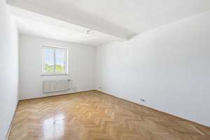 AIGNER - Bezugsfreie 2,5-Zimmer-Wohnung in denkmalgeschütztem Altbau im Herzen der Maxvorstadt – Die vollständige Adresse der Immobilie erhältst du vom Anbieter., 80333 Augustenstraße, München – Vorschaubild 3