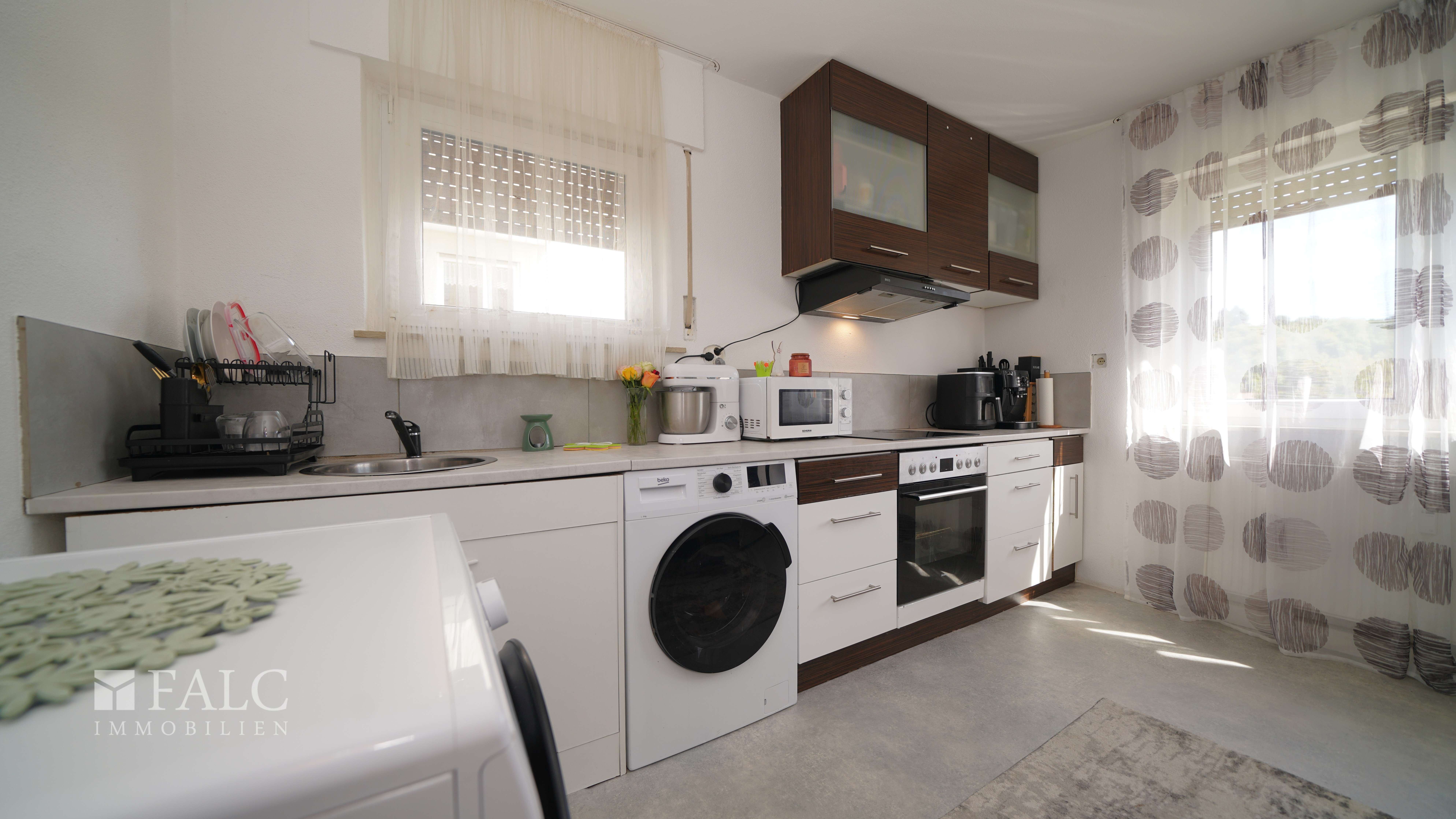 Immobilie in Boxberg - Top Investment: 7-Familienhaus in ruhiger Lage von Boxberg - FALC Immobilien Heilbronn - Bild 0