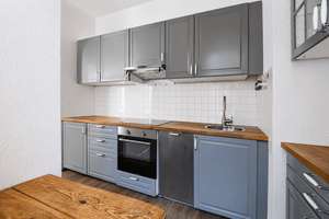 🌿 Hoch hinaus in Adlershof – helle 1-Zimmer-Altbau mit Dielen, 3-m-Decken & Blick zum Johannisthal – Die vollständige Adresse der Immobilie erhältst du vom Anbieter., 12489 Adlershof, Berlin – Vorschaubild 7