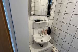 Zuhause mit 2 Zimmern in Leverkusen – Die vollständige Adresse der Immobilie erhältst du vom Anbieter., 51373 Wiesdorf, Leverkusen – Vorschaubild 3