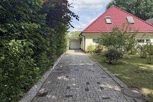 Einfamilienhaus mit Garage - Immobilie mit viel Potential!! – Die vollständige Adresse der Immobilie erhältst du vom Anbieter., 26127 Nadorst, Oldenburg (Oldenburg) – Vorschaubild 2