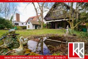 Einfamilienhaus nahe dem Schwefelbad – großer Wohnbereich und viel Platz für die Familie