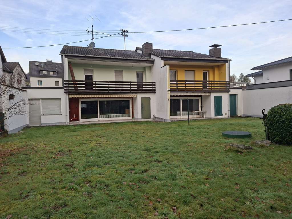 Immobilie in Eitorf - Leerstehendes Doppelhaus in zentraler, ruhiger Lage (Haus 1  und Haus 2) - Bild 4