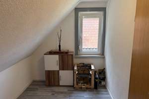 Freistehendes Mehrfamilienhaus mit Garten, Doppelgarage und Ausbaupotenzial in Heilbronn-Böckingen – Die vollständige Adresse der Immobilie erhältst du vom Anbieter., 74080 Böckingen, Heilbronn – Vorschaubild 12