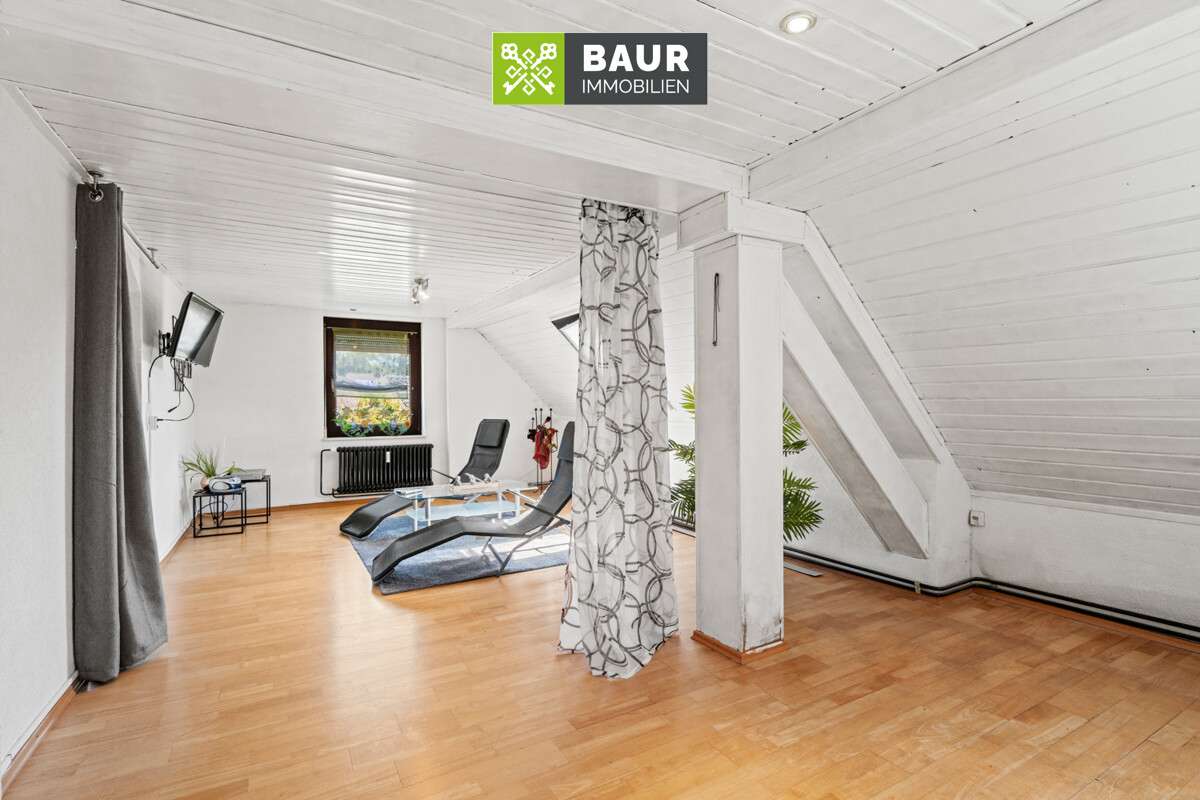 Immobilie in Baienfurt - 360°| Einfamilienhaus mit Einliegerwohnung in zentraler Lage von Baienfurt auf großem Grundstück! - Bild 0