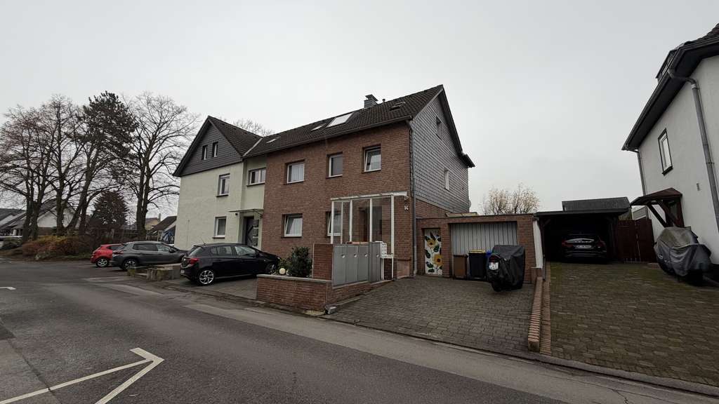 Immobilie in Hilden - 5,64% Rendite im Herzen von Hilden
Mehrfamilienhaus mit vier Einheiten - Bild 1