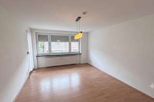 Einziehen und wohlfühlen – Attraktive 3-Zimmer-Wohnung in Hitdorf – Die vollständige Adresse der Immobilie erhältst du vom Anbieter., 51371 Hitdorf, Leverkusen – Vorschaubild 2