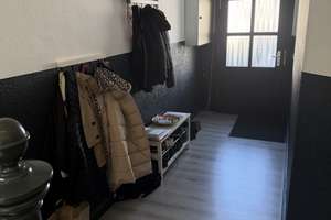 Gepflegtes helles Reihenhaus mit hohen Decken – Die vollständige Adresse der Immobilie erhältst du vom Anbieter., 47829 Uerdingen, Krefeld – Vorschaubild 2