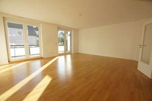 Moderne und großzügige
5 Zimmer-Wohnung über zwei Etagen mit separatem Eingang und Einbauküche – 40549 Heerdt, Düsseldorf – Vorschaubild 5