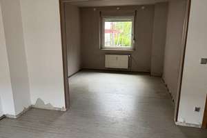 Charmantes Reihenhaus mit großem Grundstück und viel Potenzial in Duisburg-Bergheim – Ritterstraße 68, 47228 Bergheim, Duisburg – Vorschaubild 4