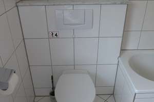 Gepflegte  2-Raum-Wohnung mit Einbauküche und Gartennutzung – Nünningstraße 30, 45141 Frillendorf, Essen – Vorschaubild 17