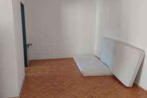 Stilvoll modernisiert: 4-Zimmer-Wohnung in Aachen-Richterich – Grünenthaler Strasse 40, 52072 Richterich, Aachen – Vorschaubild 3
