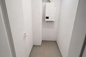 Charmante 2,5-Zimmer Wohnung mit kleinem Garten in Mainz-Laubenheim – Hofwiesenweg 2-8, 55130 Laubenheim, Mainz – Vorschaubild 3