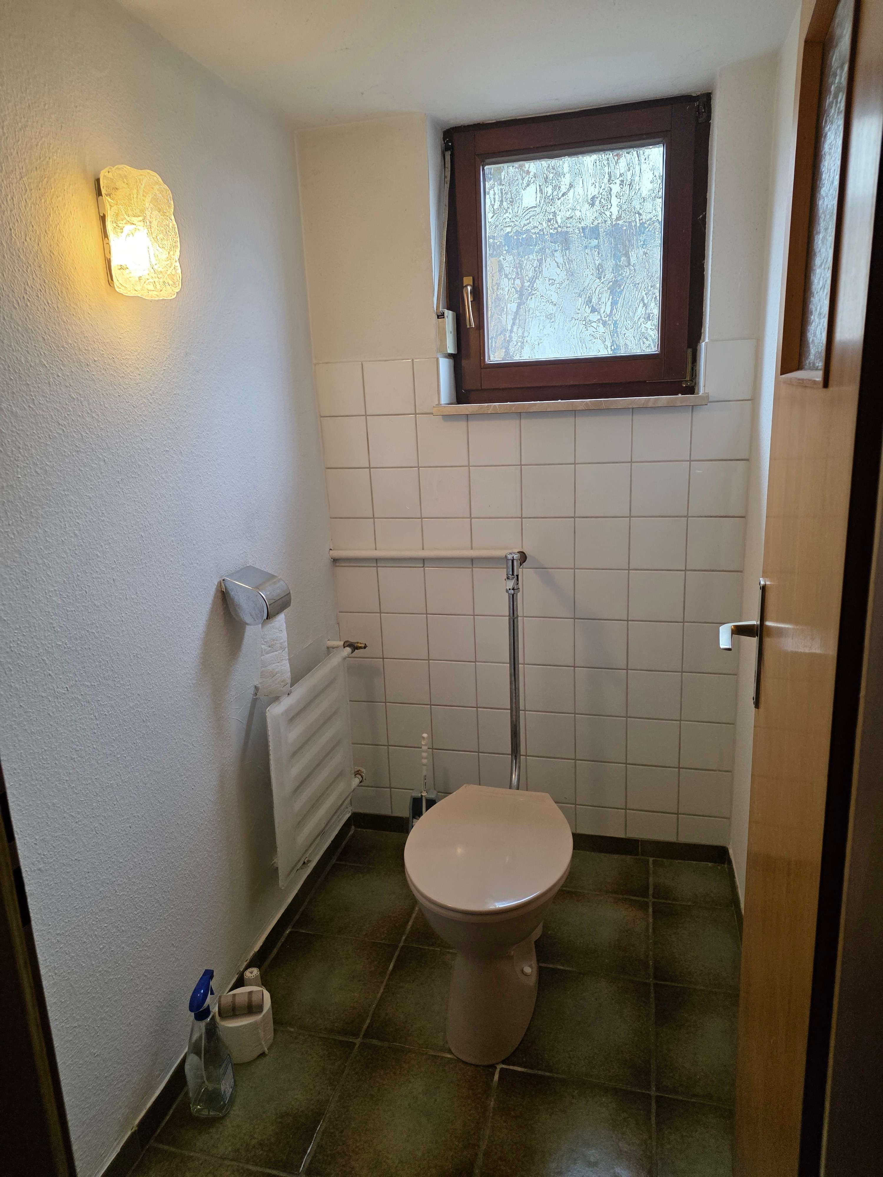 Immobilie in Ravenstein - Einfamilienhaus mit viel Platz für Familie und Hobby - Bild 1