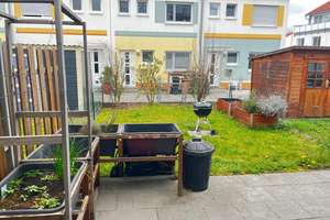 Elegantes Reihenmittelhaus mit 5 Zimmern in Adelsdorf – Am Alten Bahnhof 28, 91325 Adelsdorf – Vorschaubild 2