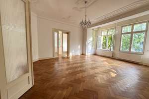 Repräsentative Altbauwohnung mit Erker und Aufzug - bezugsfrei – Die vollständige Adresse der Immobilie erhältst du vom Anbieter., 65185 Mitte, Wiesbaden – Vorschaubild 3
