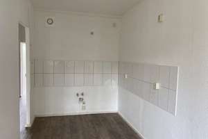 3 Zimmerwohnung mit Balkon – Carl-Zeiss-Straße 2, 6122 Nördliche Neustadt, Halle (Saale) – Vorschaubild 5