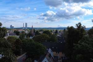 ! Über den Dächern von Dottendorf ! Charmantes Zuhause mit großem Entwicklungspotenzial – 53129 Dottendorf, Bonn – Vorschaubild 2