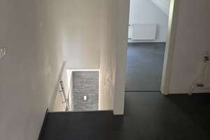 Geräumiges und neuwertiges 4-Zimmer-Haus mit gehobener Innenausstattung zur Miete in Krefeld – 47804 Kempener Feld/Baackeshof, Krefeld – Vorschaubild 23