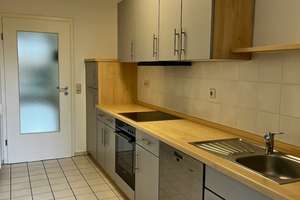 Von Privat – Provisionsfrei: Charmante 2-Zimmer-Erdgeschosswohnung mit Garten in Parkstadt Schwabing – Gunta-Stölzl-Str. 21, 80807 Alte Heide-Hirschau, München – Vorschaubild 6