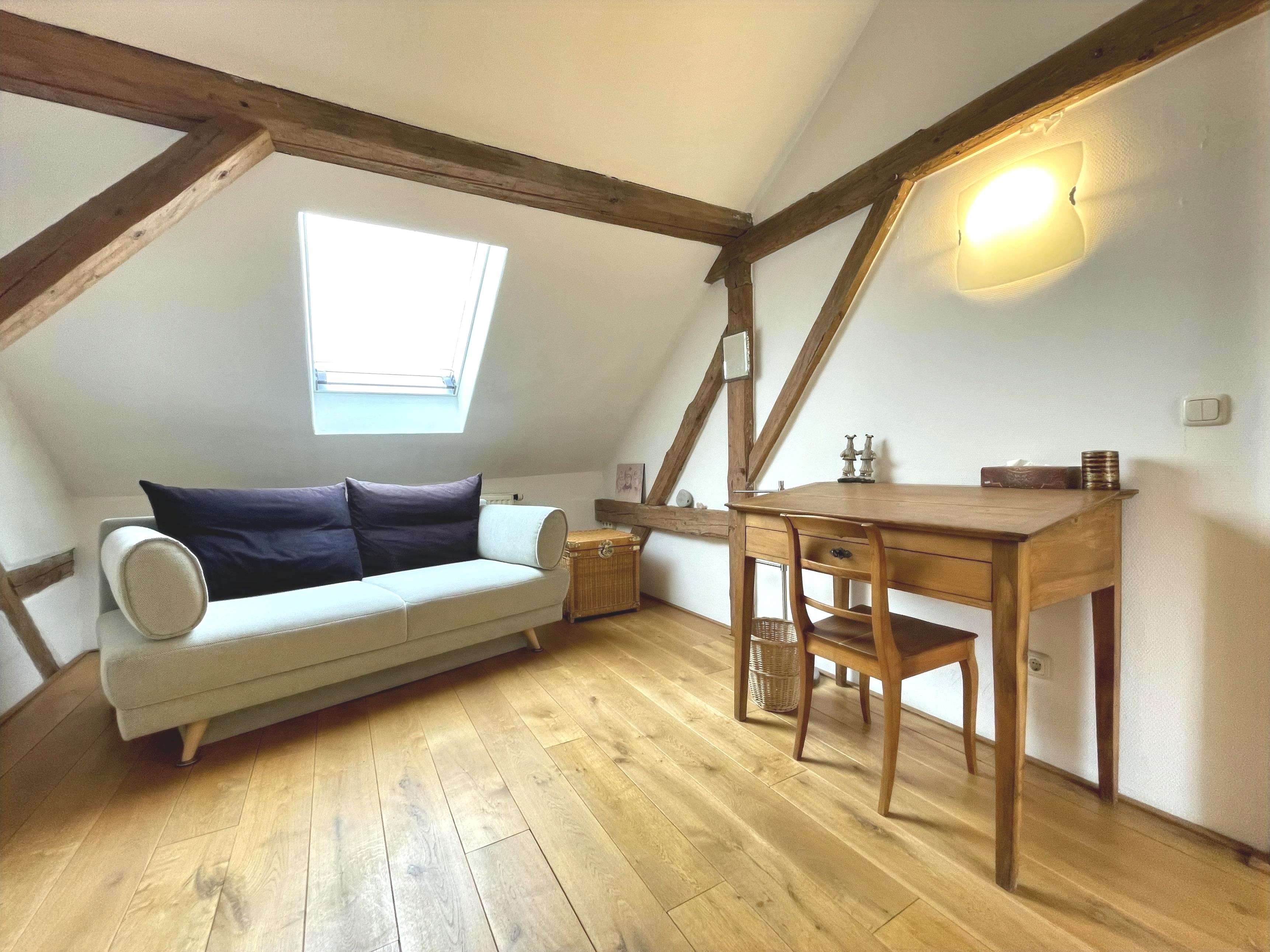 Immobilie in Unterthingau - Seltene Gelegenheit - stilvoll saniertes Bauernhaus mitten im Ostallgäu - Bild 0