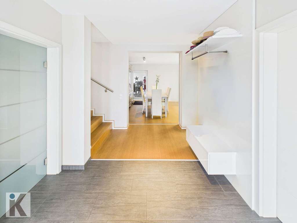 Immobilie in Beindersheim - Elegantes Split-Level-Haus in ruhiger Wohnlage - Bild 2