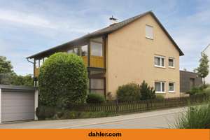 Gepflegtes Zweifamilienhaus in ruhiger und naturnaher Lage – Die vollständige Adresse der Immobilie erhältst du vom Anbieter., 88662 Überlingen – Vorschaubild 1