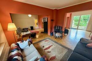Zwei Häuser, ein Zuhause: 304 m² Wohnfläche, verwunschener Garten — Köln-Longerich – Die vollständige Adresse der Immobilie erhältst du vom Anbieter., 50737 Longerich, Köln – Vorschaubild 4