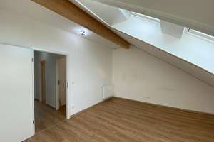 modern 4 BR townhouse, floor heating, AC, terrace - 2 miles to Clay – Die vollständige Adresse der Immobilie erhältst du vom Anbieter., 65205 Erbenheim, Wiesbaden – Vorschaubild 17