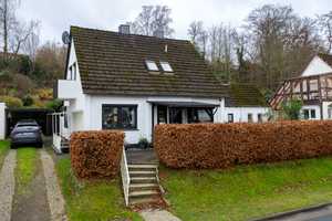 Vollständiges renoviertes 4-Raum-Einfamilienhaus in Ritterhude – Osterholz (Kreis) – Vorschaubild 1